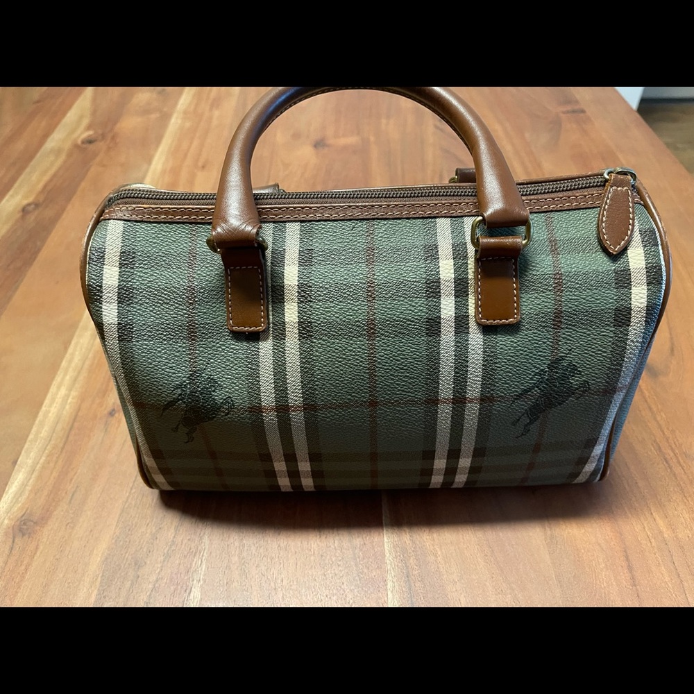 Classic Vintage Burberry Bowling bag in green